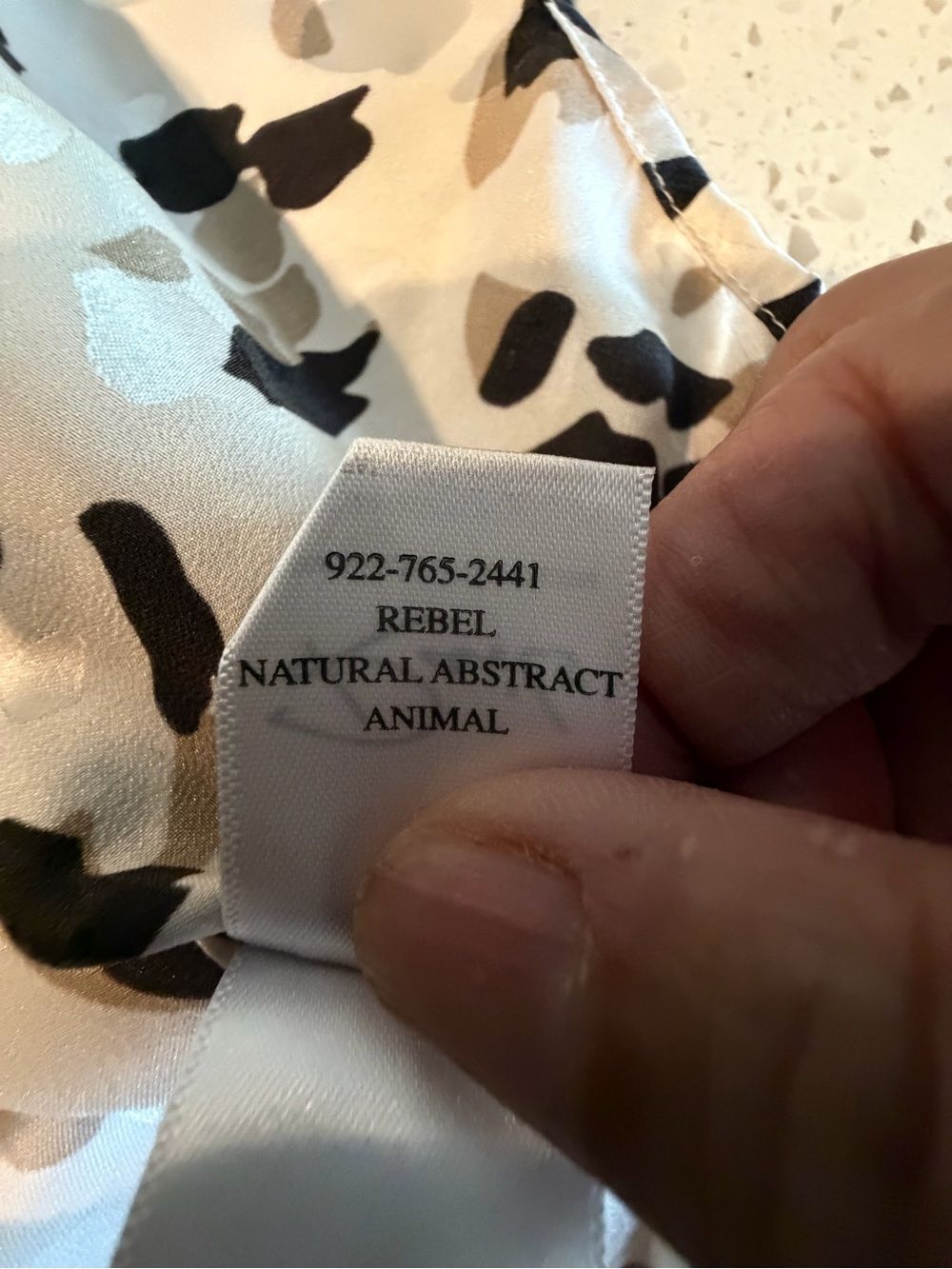 Rails Rebel 100% Silk Abstract Animal Print Button Down Shirt Blouse XS Ivory - Picture 6 of 7